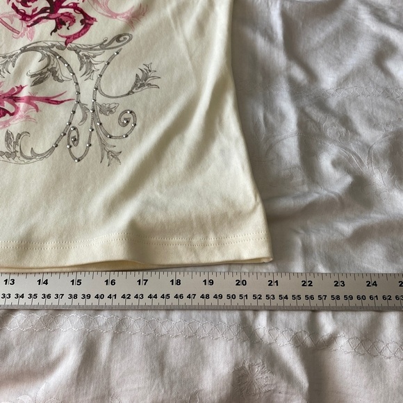 Setterlaine Women's Cream Short Sleeve Bejewelled Accent Floral Print Shirt 10 - Picture 9 of 10